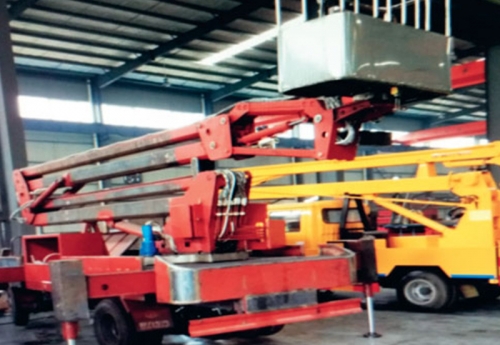 Overhead Working Truck